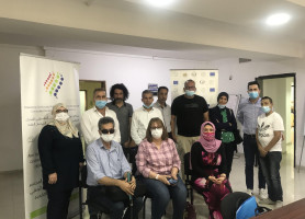 جانب من اجتماع مناقشة تطوير العلاقة مع المؤسسات، والجمعيات القاعدية