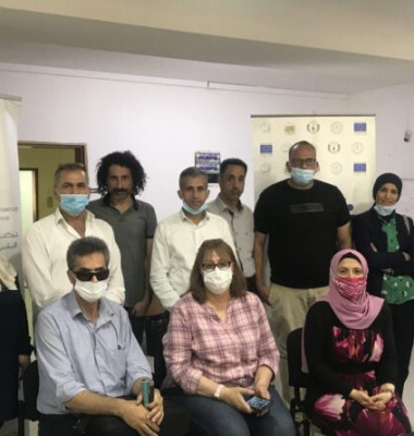 جانب من اجتماع مناقشة تطوير العلاقة مع المؤسسات، والجمعيات القاعدية