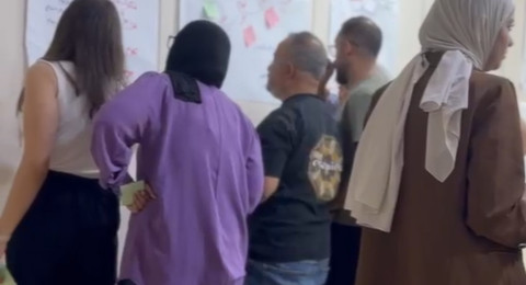 ختتمت شبكة المنظمات الأهلية الفلسطينية (PNGO) بالشراكة مع ActionAid برنامج إعداد المدربين (TOT) حول "السلم الأهلي والتماسك المجتمعي ومهارات التيسير"، بمشاركة أعضاء مجموعة العمل الإنساني الشبا