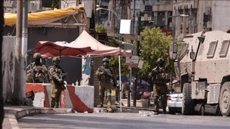 المنظمات الاهلية: قرصنة الاحتلال على المحال التجارية في رام الله هدفها ضرب مقومات الاقتصاد المحلي